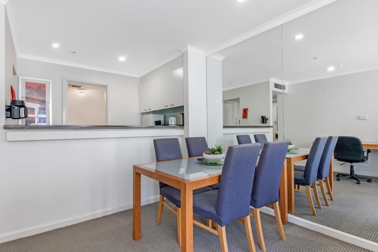 Comfy One Bedroom Apartment In Heart Of The Rocks シドニー エクステリア 写真